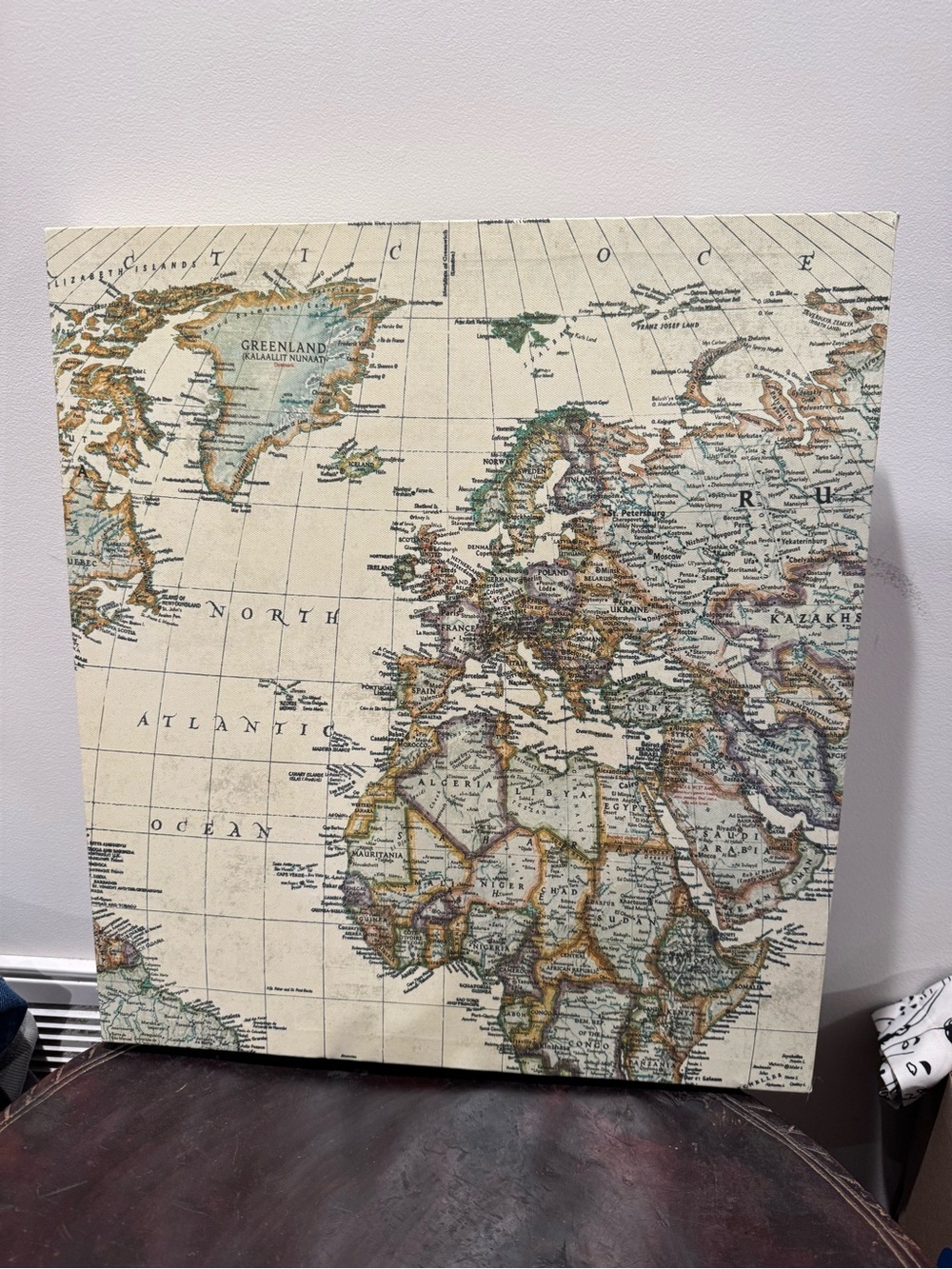 Vintage Style World Map canvas Wall Art - Beige and Brown 20x18